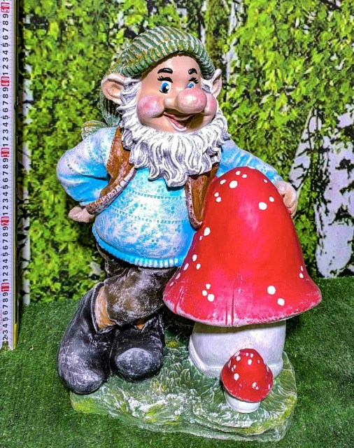 гном с грибом62